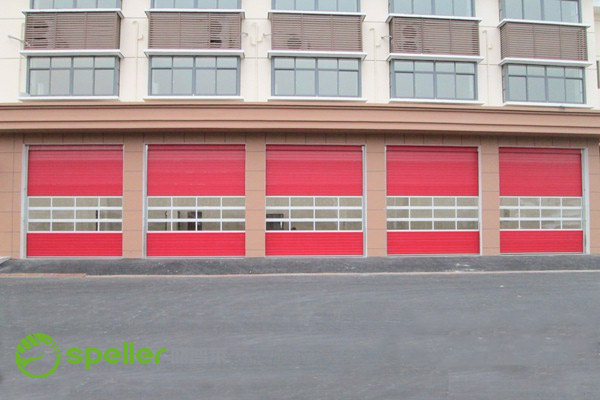 消防站提升門.jpg 消防站提升門.jpg