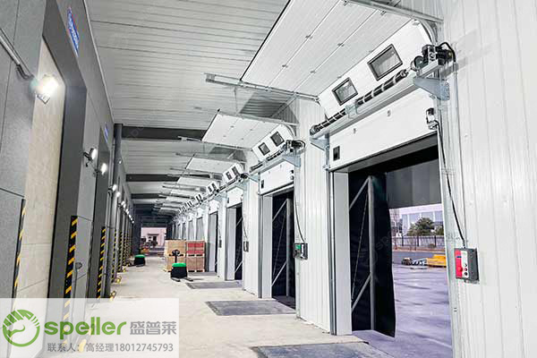 物流出貨口提升門、門封、平臺(tái)