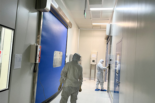 無接觸式開關潔凈室快速門，助力企業潔凈室輕松打造ISO8標準